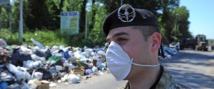 RIFIUTI: MILITARI IN AZIONE A NAPOLI